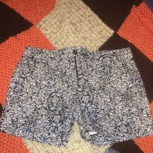 NEW BANANA REPUBLIC SHORTS
